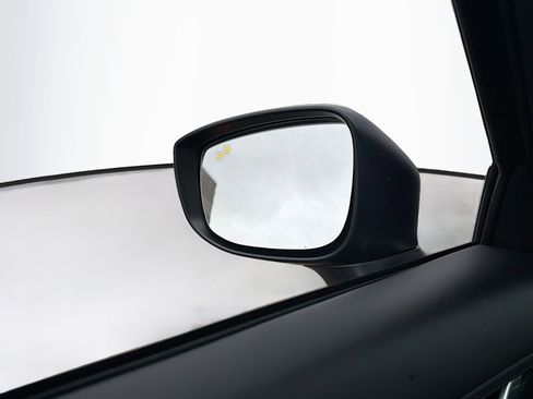 Used 2025 MAZDA CX-5 Carbon Edition image 16