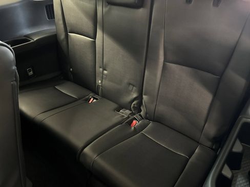 New 2026 Toyota Grand Highlander FWD image 17