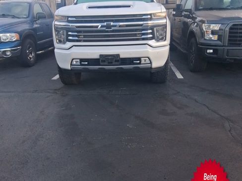 Used 2021 Chevrolet Silverado 3500 High Country image 1