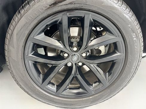 Used 2026 Land Rover Range Rover Velar S AWD/4WD image 30