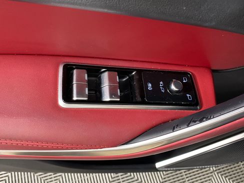 Used 2021 Jaguar F-PACE R-Dynamic S image 11