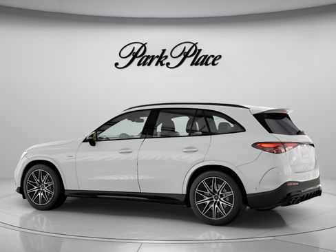 Certified 2026 Mercedes-Benz GLC 43 AMG 4MATIC image 9