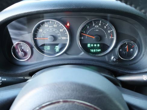 Used 2018 Jeep Wrangler Unlimited Sport S image 18