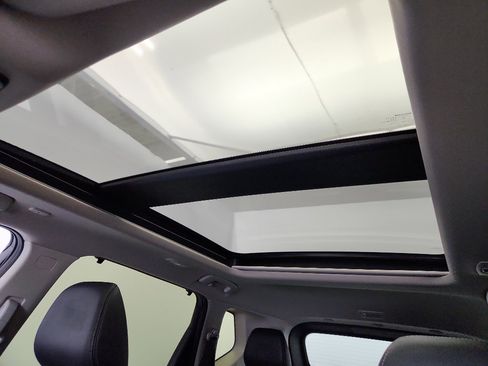 Used 2023 Nissan Rogue Platinum w/ Platinum Premium Package image 30