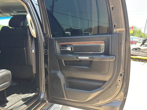 Used 2018 RAM 2500 Laramie w/ Off Road Package AWD/4WD image 13