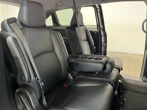 Used 2024 Honda Odyssey EX-L image 13