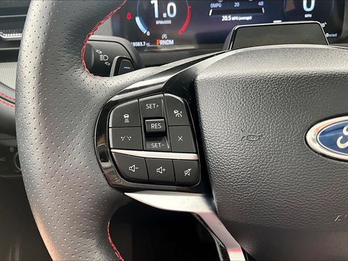 Used 2025 Ford Explorer ST AWD/4WD image 23