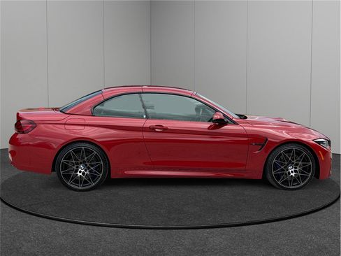 Used 2020 BMW M4 Convertible w/ Competition Package RWD image 10