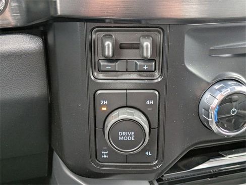 New 2026 Ford F350 Lariat w/ Black Appearance Package image 23