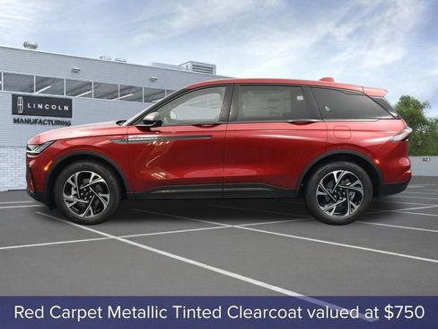 New 2025 Lincoln Nautilus Premier w/ Equipment Group 102A image 5