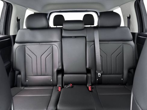 New 2026 Hyundai Santa Fe SEL FWD image 16