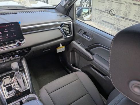 New 2026 GMC Canyon Elevation image 16