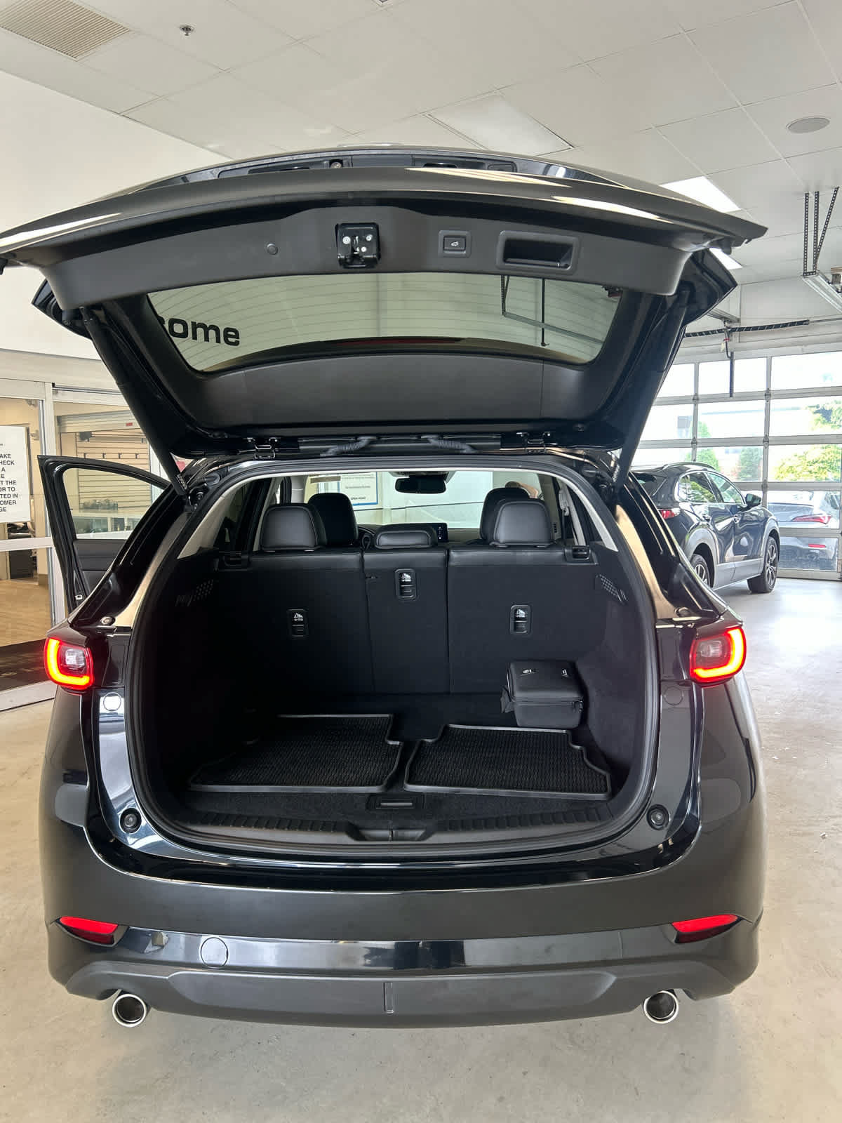Certified 2024 MAZDA CX-5 AWD 2.5 S w/ Premium Package image 15