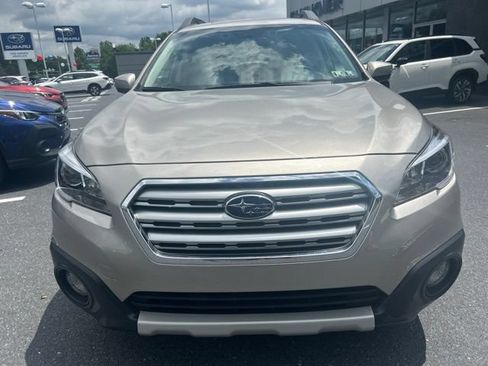 Used 2016 Subaru Outback 2.5i Limited AWD/4WD image 9
