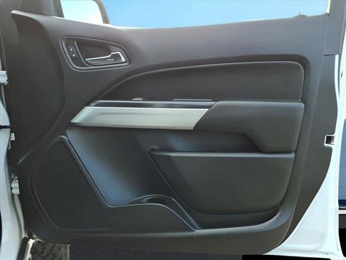 Used 2019 Chevrolet Colorado ZR2 image 7