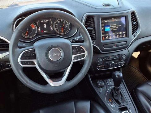 Used 2022 Jeep Cherokee Latitude image 12