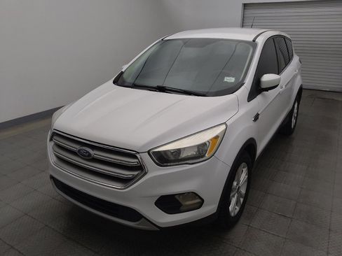 Used 2017 Ford Escape SE FWD image 15