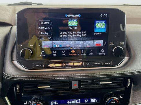 Used 2023 Nissan Rogue Platinum FWD image 16