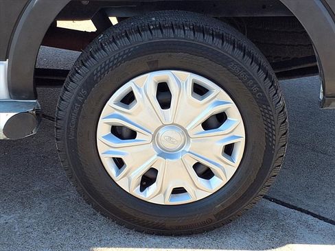 Used 2024 Ford Transit 250 Low Roof w/ Exterior Upgrade Package image 30