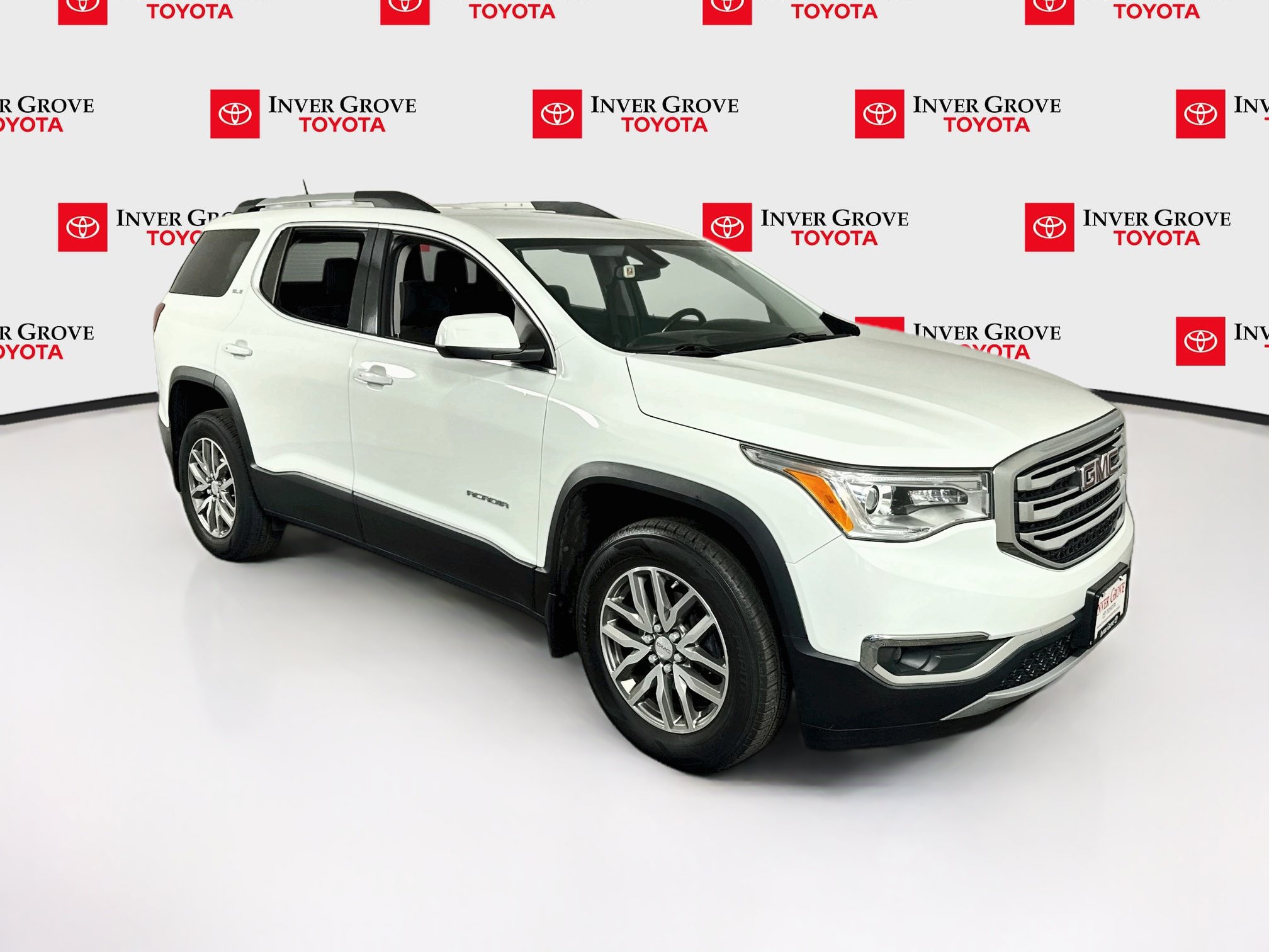 Used 2019 GMC Acadia SLE AWD/4WD image 3