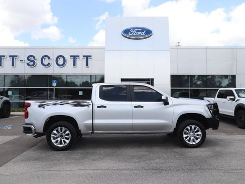 Used 2022 Chevrolet Silverado 1500 Custom AWD/4WD image 12