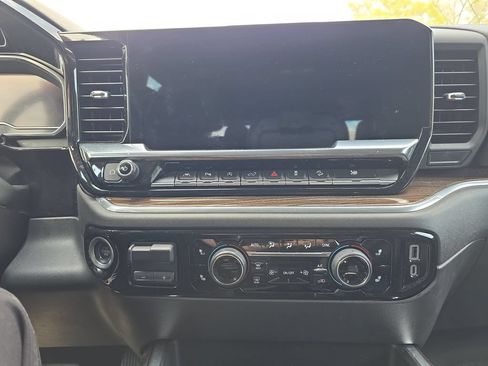Certified 2023 Chevrolet Silverado 1500 LT Trail Boss w/ LT Trail Boss Premium Package AWD/4WD image 23