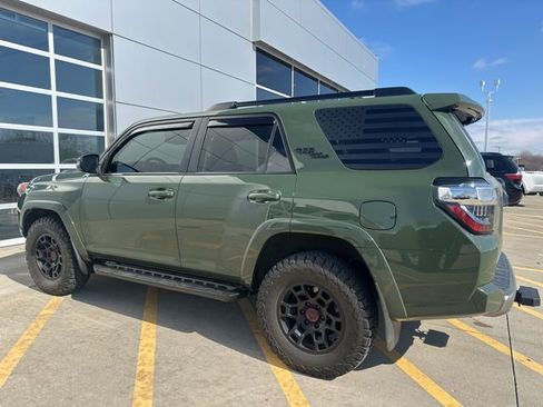 Used 2022 Toyota 4Runner TRD Off-Road Premium w/ TRD Black Wheel Package (TMS) image 2