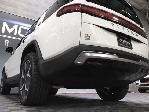 Used 2023 Rivian R1S Adventure Quad AWD/4WD image 84