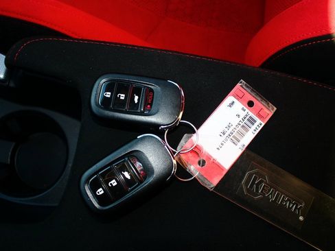 Used 2025 Honda Civic Type R image 22