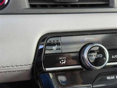 Used 2023 Honda Pilot Touring image 23