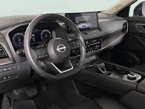 Used 2024 Nissan Rogue Platinum w/ Platinum Premium Package image 20