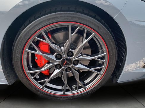 Used 2024 Chevrolet Corvette Stingray Preferred Conv w/ Z51 Performance Package RWD image 29