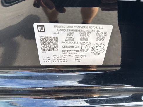 Used 2024 GMC Sierra 3500 Denali image 41