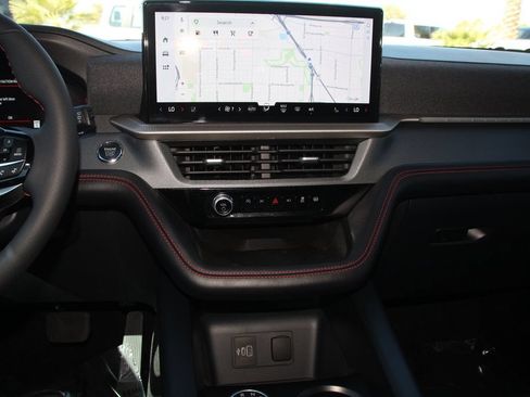 Certified 2026 Ford Explorer ST-Line w/ ST-Line Street Pack RWD image 18
