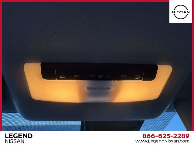 Used 2025 Nissan Versa SV w/ Trunk Package FWD image 28