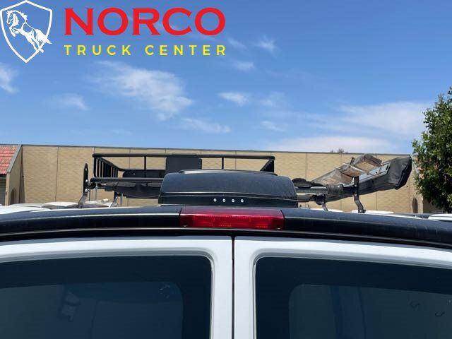 Used 2018 Chevrolet Express 2500 RWD image 8