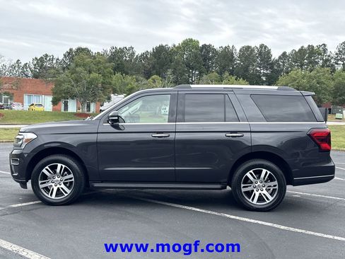 Used 2024 Ford Expedition Limited AWD/4WD image 29