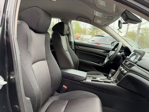 Used 2018 Honda Accord LX image 25