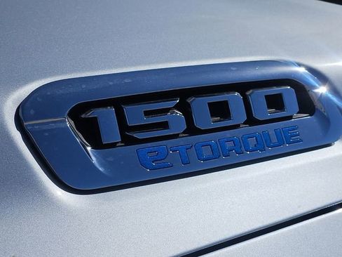 New 2026 RAM 1500 Laramie AWD/4WD image 10