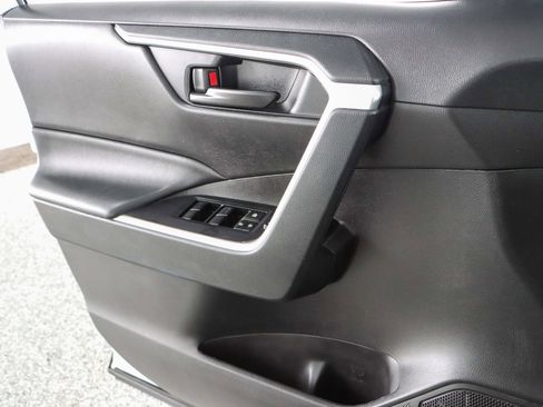 Used 2024 Toyota RAV4 LE image 21