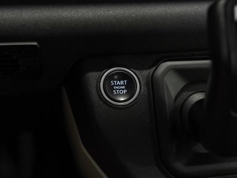 Used 2021 Land Rover Defender 110 SE AWD/4WD image 20