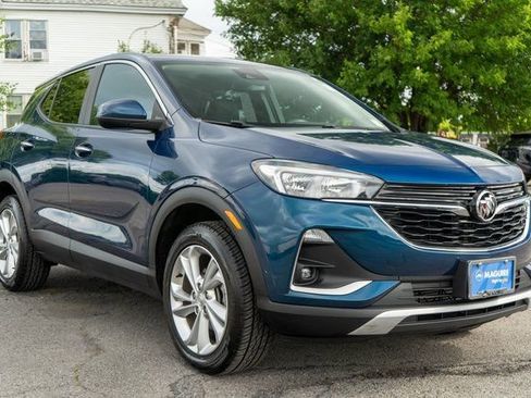 Used 2021 Buick Encore GX Preferred w/ Cold Weather Comfort Package AWD/4WD image 4