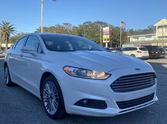 Used 2015 Ford Fusion SE w/ Equipment Group 202A image 1