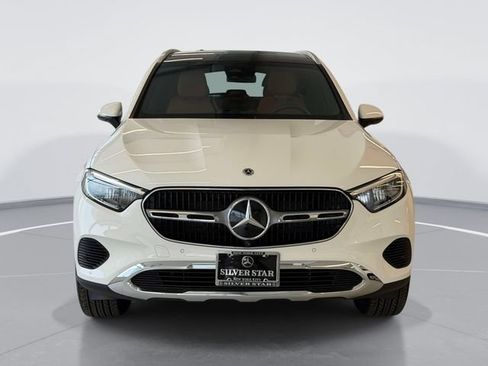 Used 2026 Mercedes-Benz GLC 300 4MATIC image 2