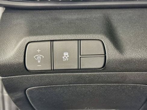 Used 2026 Hyundai Elantra Sport FWD image 10