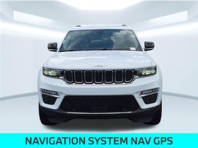 Used 2022 Jeep Grand Cherokee Limited 4xe w/ Luxury Tech Group II AWD/4WD image 10