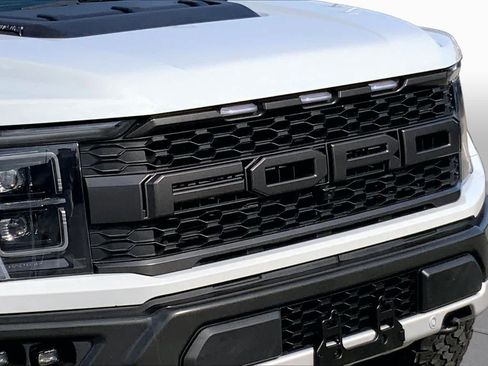 Certified 2023 Ford F150 Raptor w/ Raptor Carbon Fiber Package AWD/4WD image 27