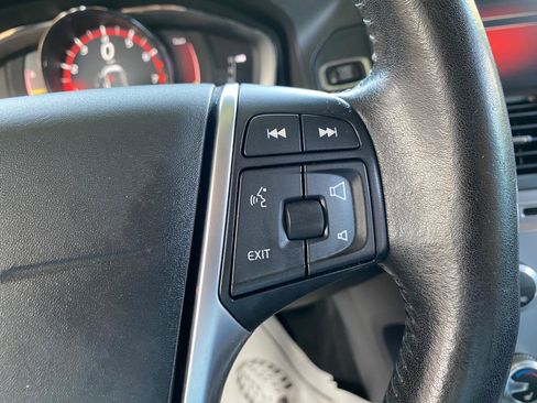 Used 2017 Volvo XC60 T5 Dynamic w/ Preferred Option Package FWD image 57