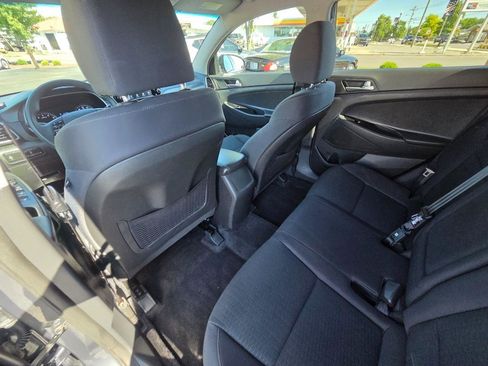 Used 2019 Hyundai Tucson SE AWD/4WD image 13