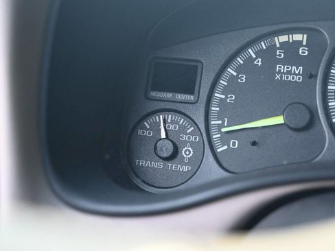 Used 2001 Chevrolet Silverado 3500 LT image 85